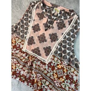 Fig & Flower Blouse-Size‎ L-Multi-Floral Pattern-Boho-Gypsy Top